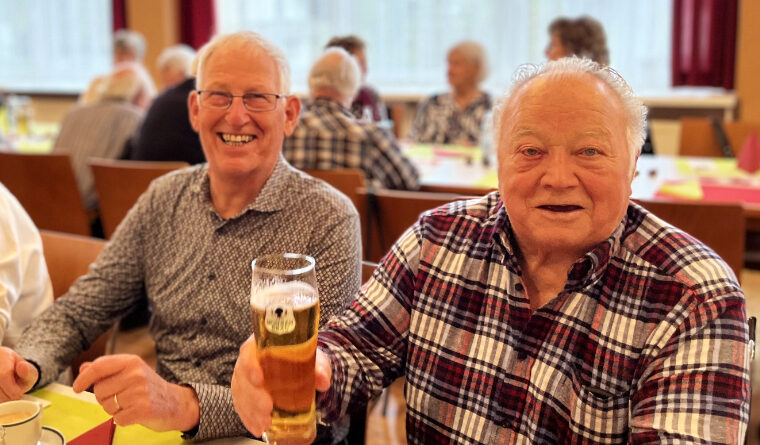 Schlachtpartie der Seniorenfeuerwehr Rheindelta